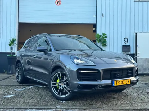 Porsche Cayenne 3.0 E-HYBRID|PLATINUM|PANO|LAGEKM|1STE EIGENAAR|2021/12|ZEER NETJES|