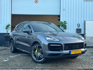 Porsche Cayenne 3.0 E-HYBRID|PLATINUM|PANO|LAGEKM|1STE EIGENAAR|2021/12|ZEER NETJES|
