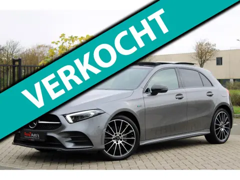 Mercedes-Benz A-klasse 250 e AMG Line Pano Sfeer Camera 360*