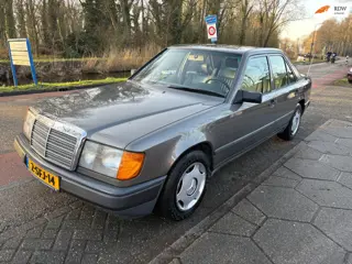 Mercedes-Benz 200-500 (W124) 300 E AIRCO + LEDER!!