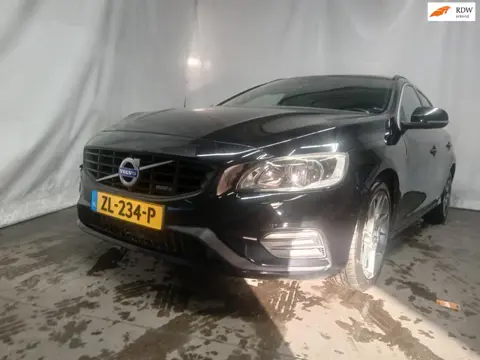 Volvo V60 2.0 D4 Ocean Race SCHADEAUTO!!