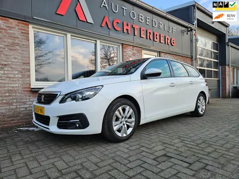 Peugeot 308 SW 1.2 PureTech Active Pack Trekhaak! Carplay! Navigatie! Airco! Cruise Control! Nette A
