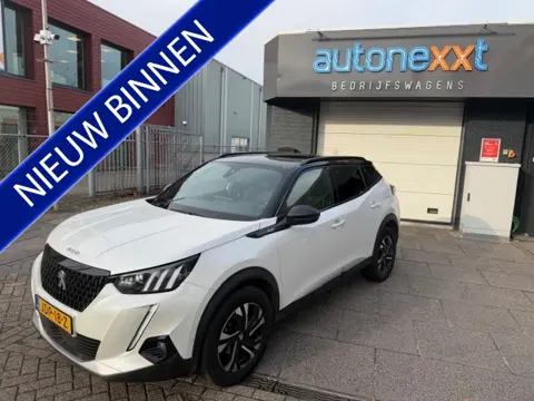 Peugeot 2008 1.2 PureTech GT NAVI I CAMERA APPLE CARPLAY ANDROID AUTO I LMV I