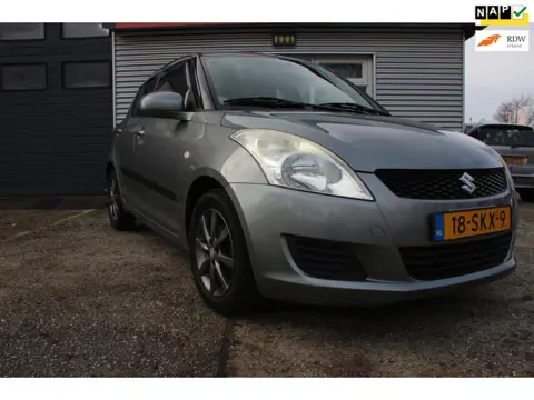 Suzuki Swift 1.2 Comfort EASSS 5-deurs, gereviseerde versnellingsbak,sportieve uitvoering, airco, lm