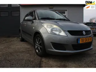 Suzuki Swift 1.2 Comfort EASSS 5-deurs, gereviseerde versnellingsbak,sportieve uitvoering, airco, lm
