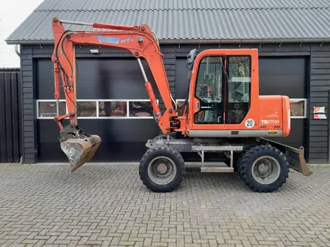 Takeuchi TB070 mobiele kraan graafmachine (bj 1996)