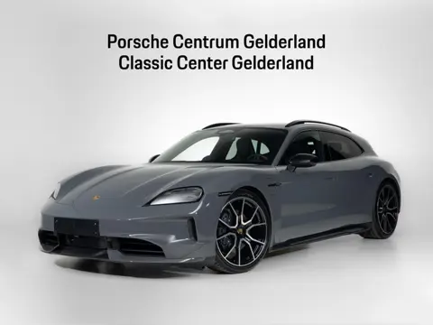 Porsche Taycan Sport Turismo Black Edition