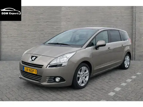 Peugeot 5008 2.0 HDiF Blue Lease Executive | 7p uitvoering | Clima | Trekhaak | Sensoren |