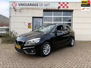 BMW 2-serie Active Tourer 216i Centennial High Executive | Dealer onderhouden
