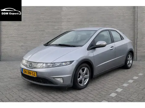 Honda Civic 1.4 Sport | Airco | Stuurbediening | Lichtmetalen velgen |
