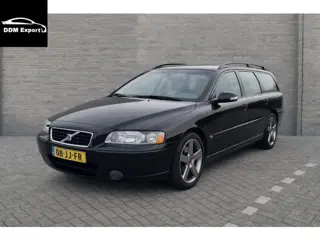 Volvo V70 2.4 D5 Comfort Line | Leder | Trekhaak |