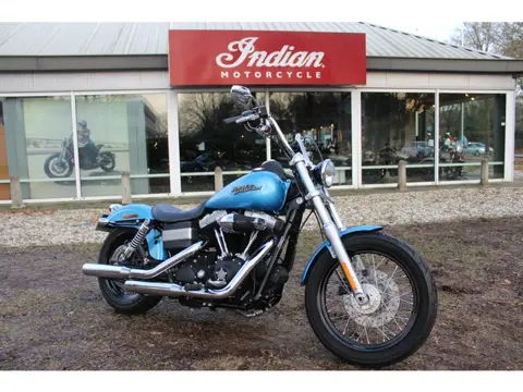 Harley-Davidson Dyna Street Bob  FXDB