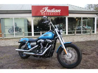 Harley-Davidson Dyna Street Bob  FXDB