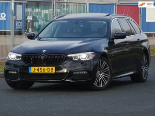 BMW 5-serie Touring 530d M2018 M-SPORT PANORAMADAK/LEER/FULL