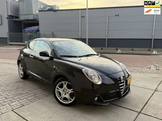 Alfa Romeo MiTo 0.9 TwinAir Exclusive NAVI Clima LEER NEW APK