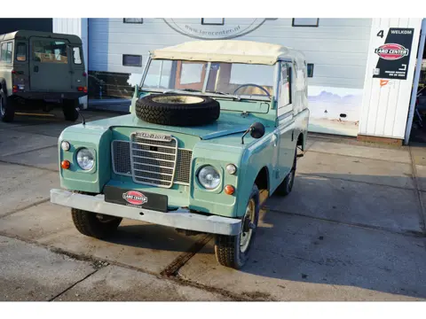 Land Rover 88 (bj 1974)