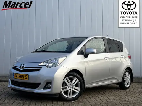 Toyota Verso-S 1.3 VVT-i Dynamic NL Auto Dealer Onderhouden Keyless Camera Airco Bluetooth