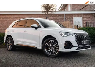 Audi Q3 45 TFSI e S Edition 245 PK 3x S-Line ACC Ambiance Black Optic Keyless Camera 19''