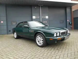 JAGUAR XJ X308 3.2 V8 Sport 