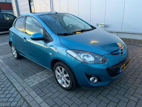 Mazda 2 1.5 GT-L 5 deurs AUTOMAAT Navigatie achteruitrijcamera APK