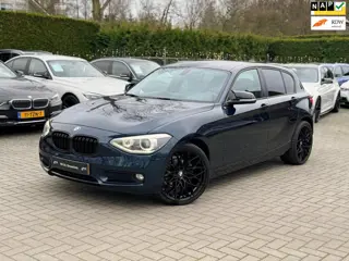 BMW 1-serie 116i Business Urban|Carplay|18 inch M|Navigatie|Cruise control|Climate control|Nette sta