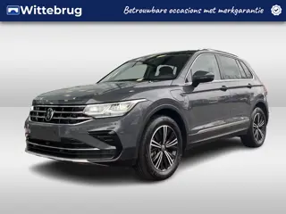 Volkswagen Tiguan 1.4 TSI 245pk DSG eHybrid Elegance / Panorama dak / Zwenkbare trekhaak / Head-Up D