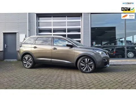 Peugeot 5008 1.2 PureTech Allure/Leer/Navigatie/Panorama/Camera/Enz