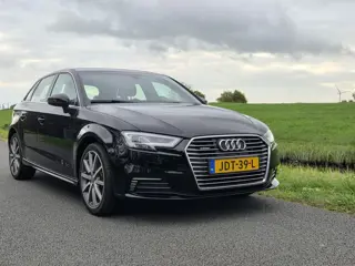 Audi A3 Sportback 40 e-tron // leder // cruise