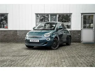 Fiat 500 La Prima 42 kWh | Pano | Leder | Full Led | Camera | ACC