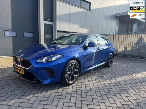BMW 1-serie 120i M-Sportpakket, LED, Camera, Harman/Kardon, Leder, etc.