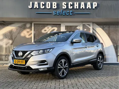Nissan QASHQAI 1.3 DIG-T N-Connecta / Camera / Parkeersensoren / Trekhaak 1.300KG / Panoramadak / Ca