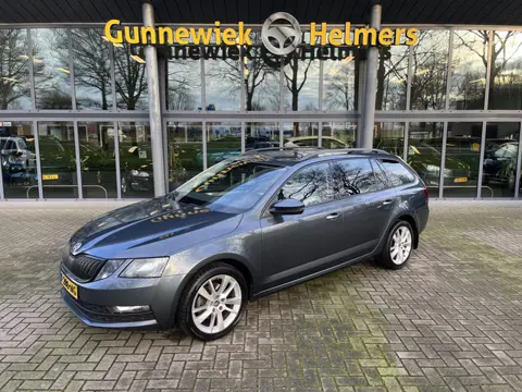 Škoda Octavia Combi 1.4 TSI Greentech Style Business | AUTOMAAT | CARPLAY | CLIMA | CRUISE | NAVI | 
