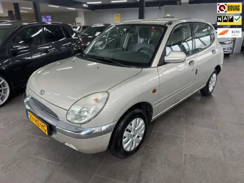 Daihatsu Sirion 1.0-12V RLi 5-deurs stuurbekrachtiging 104dzkm nap