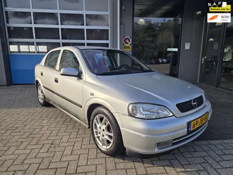 Opel Astra 1.6-16V Edition AUTOMAAT !
