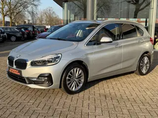 BMW 2-serie Active Tourer 218i Business Edition Plus, Navi, Leer, Automaat, etc.