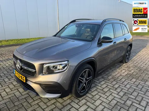 Mercedes-Benz GLB 200 Business Solution AMG , Automaat , Winterpakket, Trekhaak