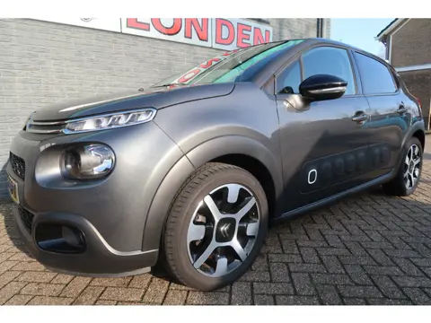 Citroën C3 1.2 PureTech Shine Eerste eigenaar bij ons bedrijf in onderhoud