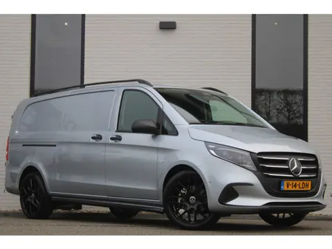 Mercedes-Benz Vito 119 CDI / Aut / XXL / Led / Leer / Achterdeuren / Stoelverw / Camera / Vol Opties