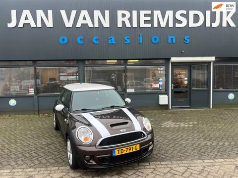 Mini Mini 1.6 Cooper S Chili bj 2011 airco sportvelgen apk 5995 eu