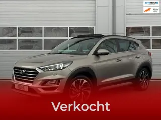 Hyundai Tucson 1.6 T-GDI PREMIUM / TREKHAAK / CARPLAY / PANO / 360 CAMERA / DODEHOEK / STOELVERKOELI