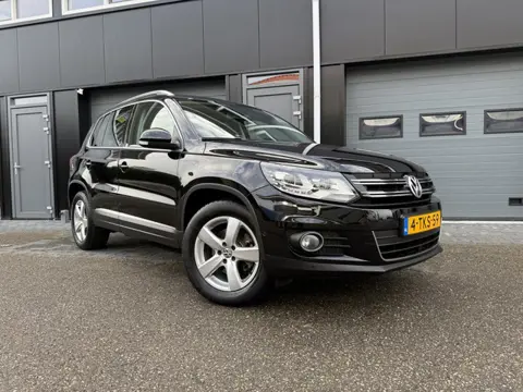 Volkswagen Tiguan 1.4 TSI Sport&Style * 1e Eigenaar * 76957 KM! NIEUWSTAAT!!