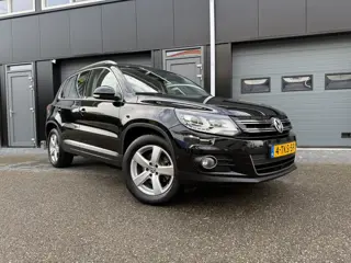 Volkswagen Tiguan 1.4 TSI Sport&Style * 1e Eigenaar * 76957 KM! NIEUWSTAAT!!