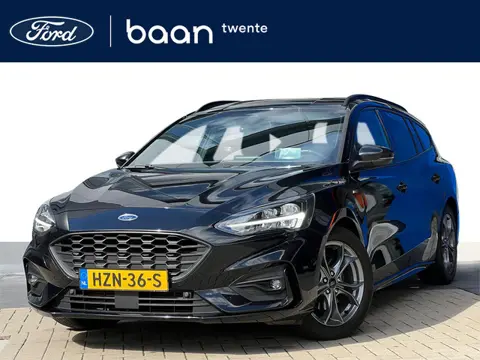Ford FOCUS Wagon 1.0 125 PK EcoBoost ST Line Automaat | Head-up | LED | Keyless | Camera | Winterpac