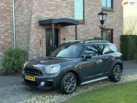 Mini Mini Countryman 2.0 Cooper S ALL4 Chili AUT Panodak
