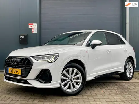 Audi Q3 45 TFSI e 3X S edition 245pk DEALER ONDERHOUDEN CAMERA PDC ACC LANE ASSIST DIGITALE COCKPIT 