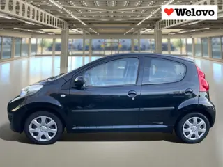 Peugeot 107 1.0-12V XS airco nieuwe Apk