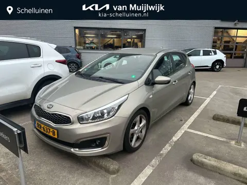 Kia cee'd 1.0 T-GDi ComfortPlusLine Navigator 52354km ! | Door ons geleverd & Onderhouden ! | 17 inc