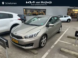 Kia cee'd 1.0 T-GDi ComfortPlusLine Navigator 52354km ! | Door ons geleverd & Onderhouden ! | 17 inc
