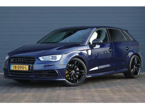 Audi S3 Sportback 2.0 TFSI S3 quattro / SPORTSTOELEN / B&O / DSG