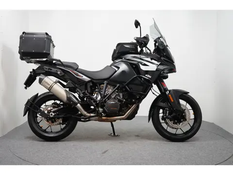 KTM 1290 SUPER ADVENTURE S GERESERVEERD TI (bj 2019)